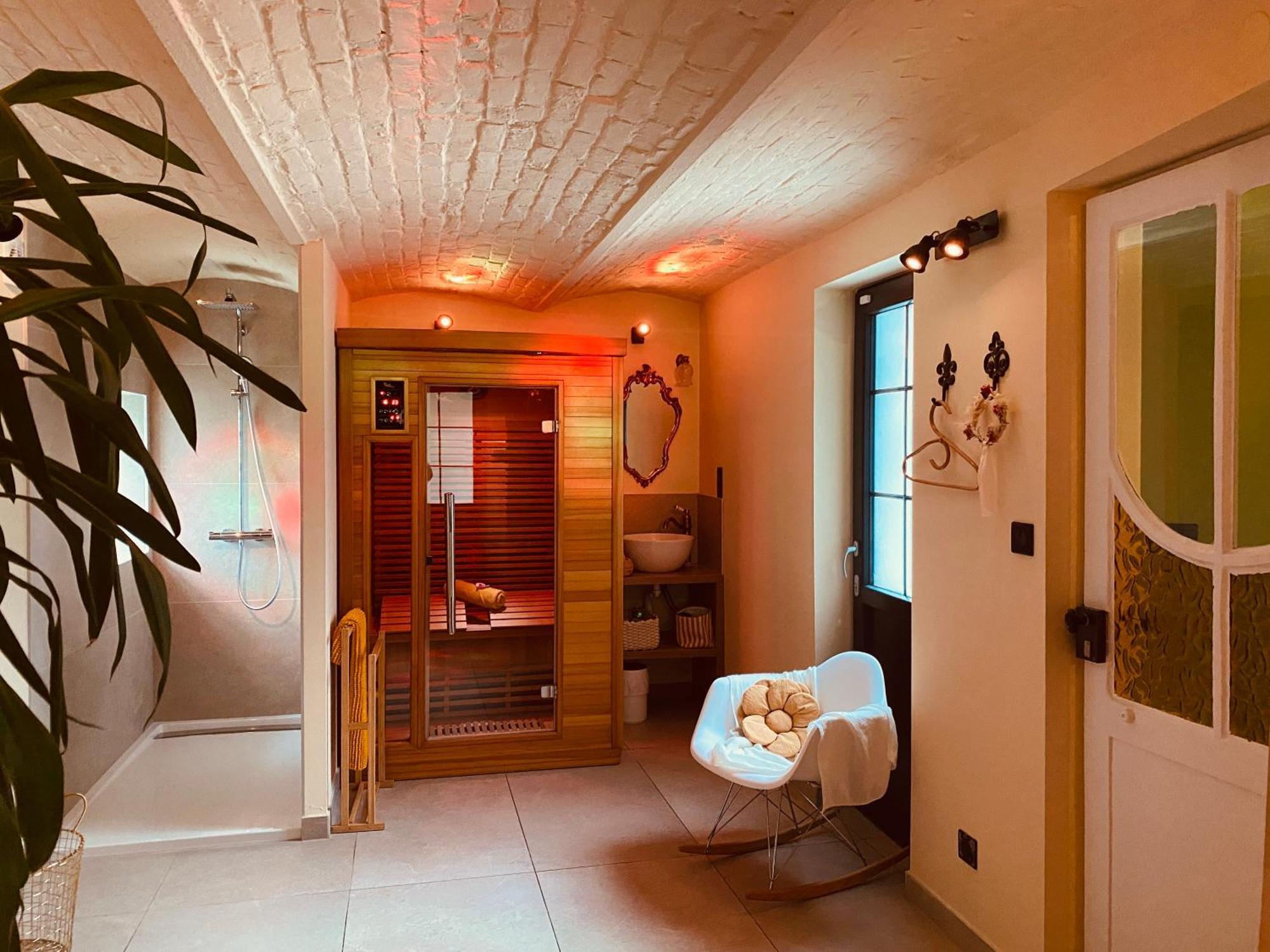La Villa Des Roses - Suite & Spa Lys-lez-Lannoy Zewnętrze zdjęcie